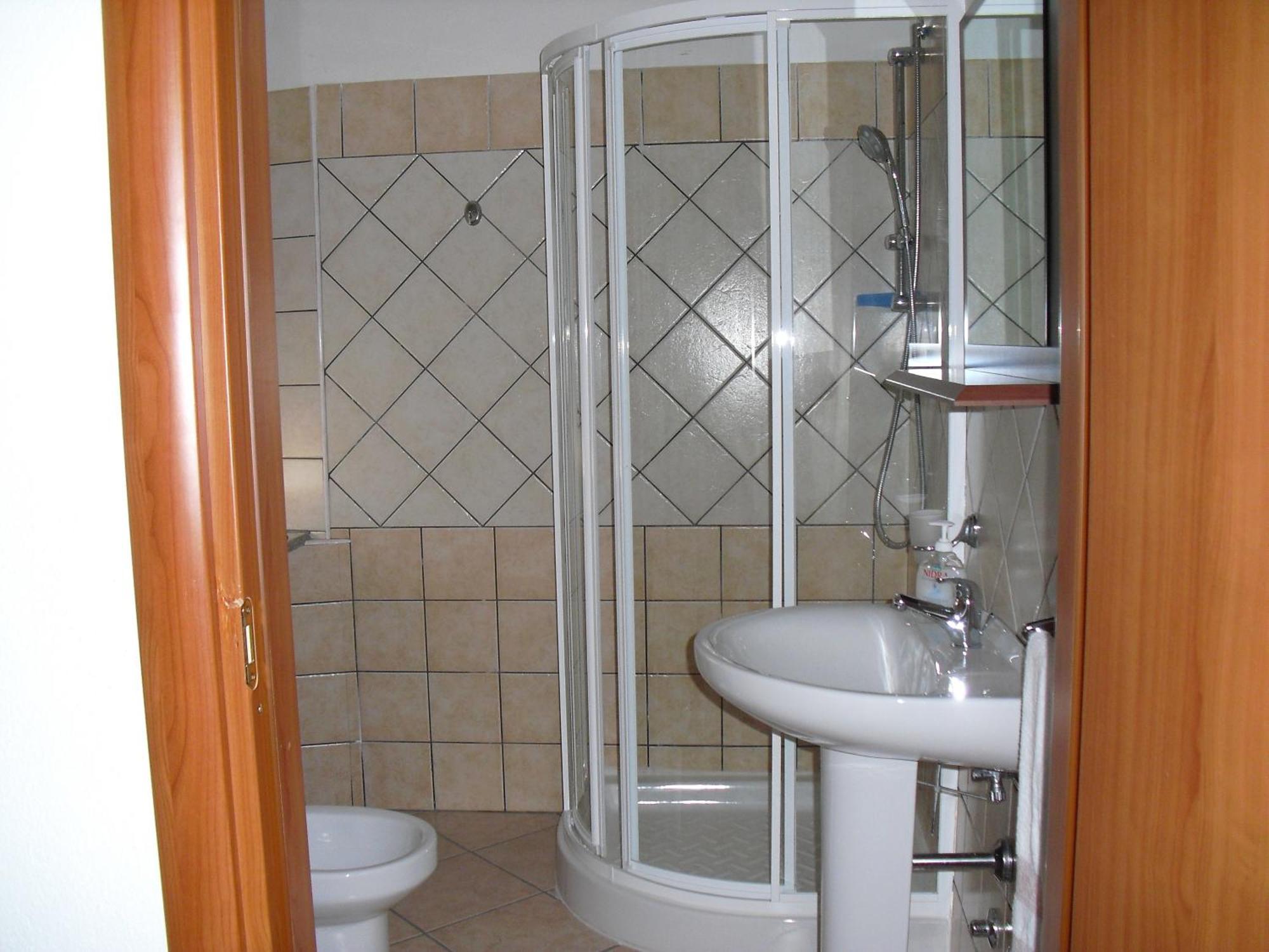 B&B Oliena Bilik gambar